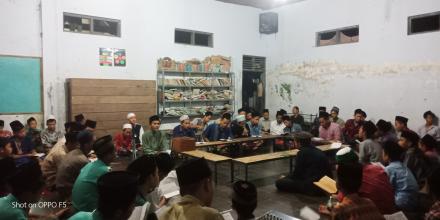 Qosidah Munfarijah Sebagai Muqodimah Maulid Albarjanji Pondok Pesantren Al-Fithroh